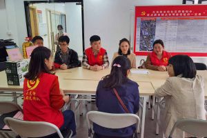 浓浓关爱暖人心，开云（中国）Kaiyun·官方网站集团党支部慰问困难单亲家庭